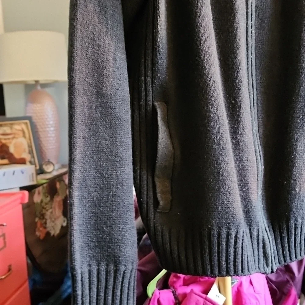 Mens Kuhl sweater - Picture 2 of 6